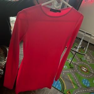 Vestido corto manga larga perfecto para esta temporada